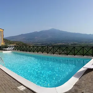  Casa di campagna Valle Dell'etna Italia